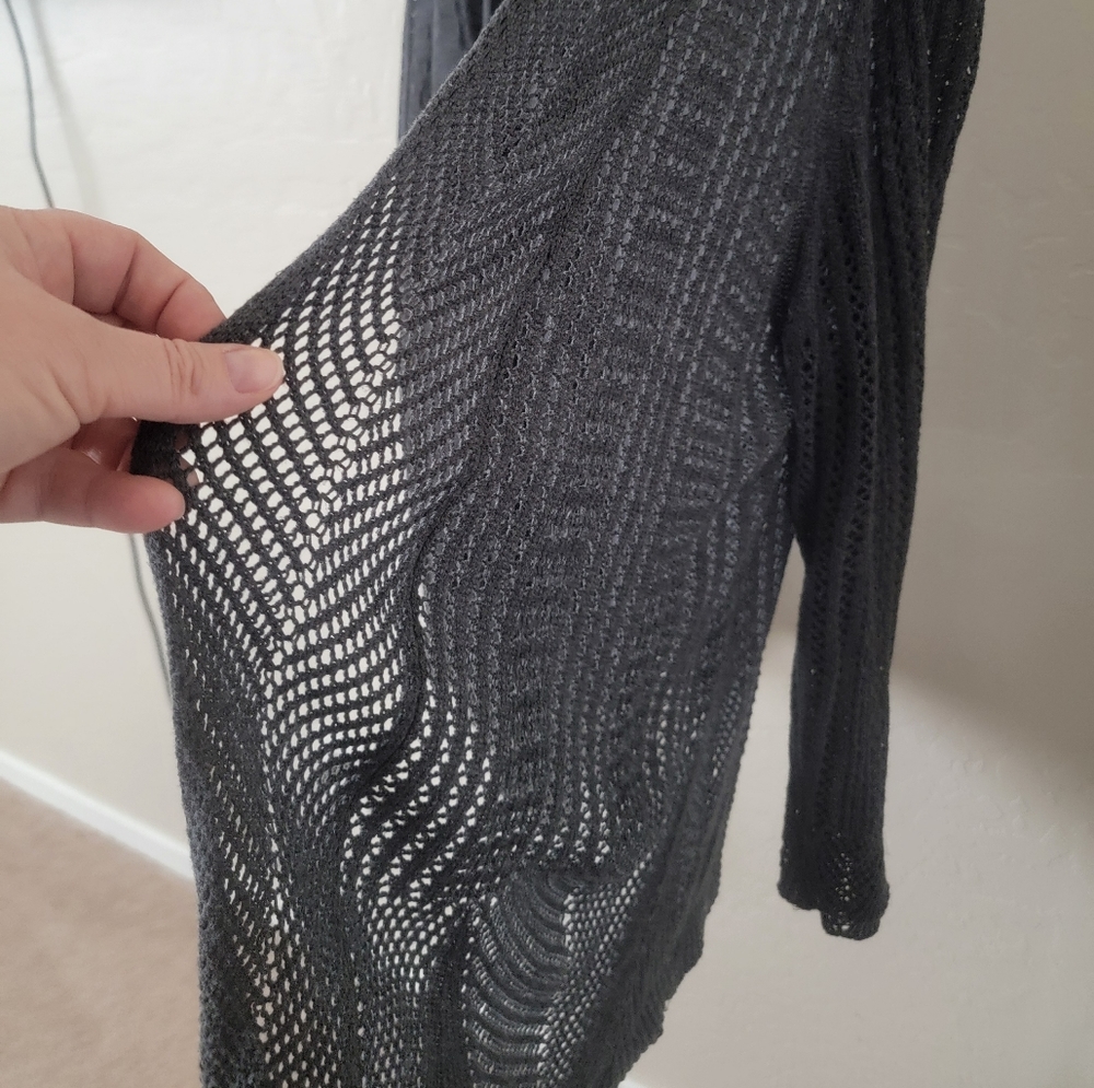Belldini 2X crochet-knit lightweight cardigan - Picture 5 of 7